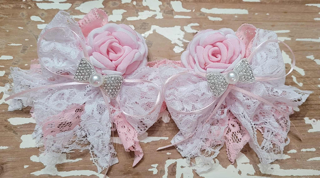 Baby pink & white pearly bow bloom