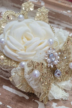 Load image into Gallery viewer, Elegance
