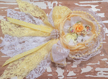 Load image into Gallery viewer, Yellow tea time

