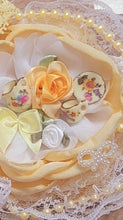 Load image into Gallery viewer, Yellow tea time
