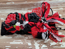 Load image into Gallery viewer, Spider Miniature Double Bloom
