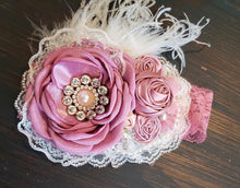 Load image into Gallery viewer, Small Open Bloom Lacey Piece OTT
