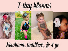 Load image into Gallery viewer, T-Tiny Blooms
